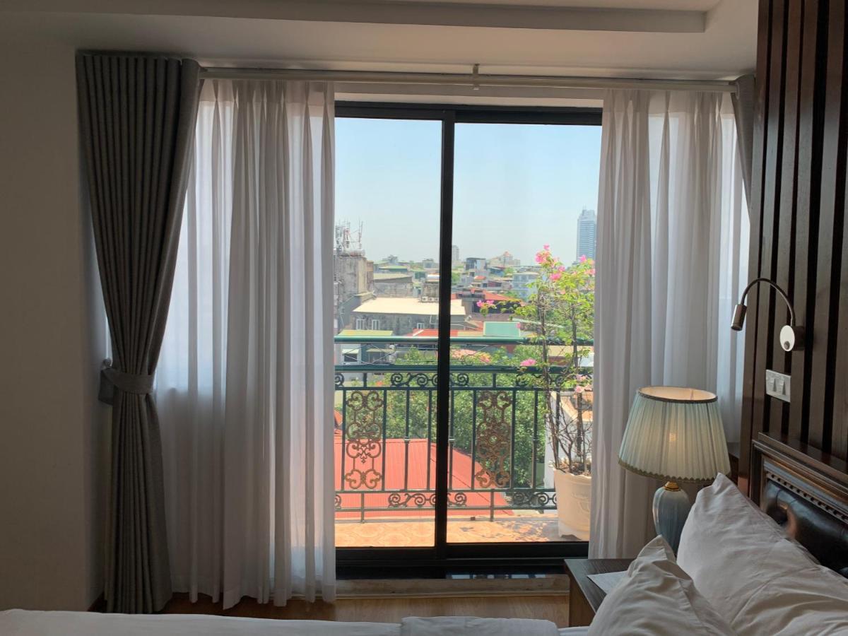 Free Airport Service Deals W Singita Classy Boutique Hotel & Travel 하노이 외부 사진