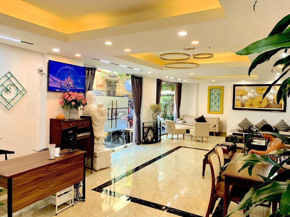 Free Airport Service Deals W Singita Classy Boutique Hotel & Travel 하노이 외부 사진